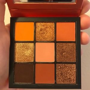 Huda Beauty Eyeshadow Palette